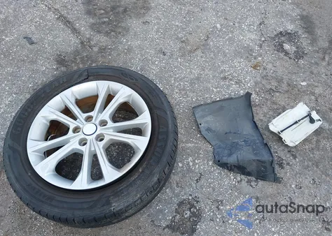 2017 Ford Escape Se из США, поврежденный, VIN 1FMCU9GD8HUE75362